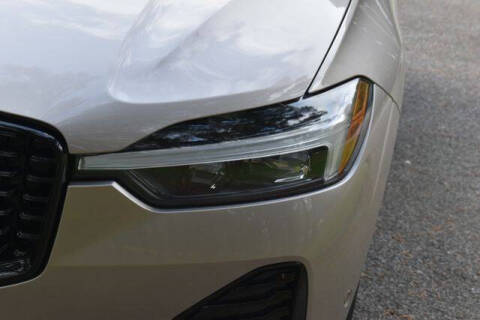 2025 Volvo XC60 T8 Plus Dark Theme