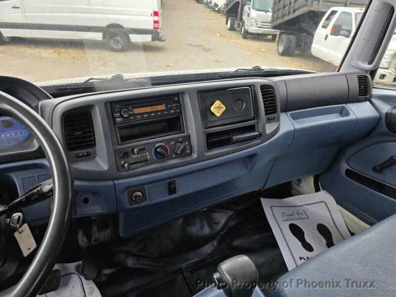 2006 Hino 268A
