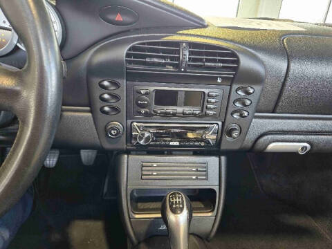 2004 Porsche Boxster S