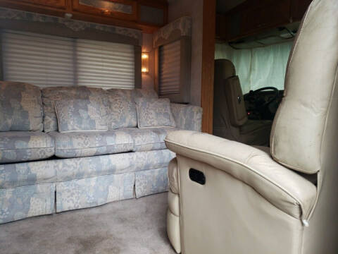 1999 Freightliner XC Chassis