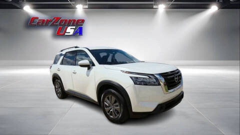 2024 Nissan Pathfinder SV
