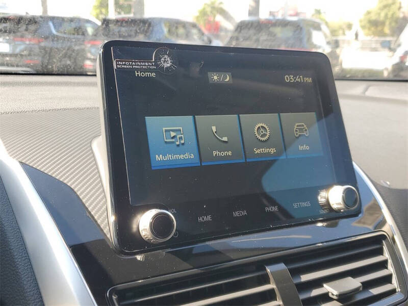 2026 Mitsubishi Eclipse Cross SE