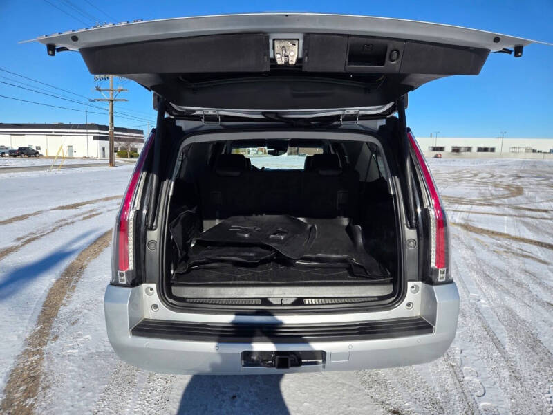 2016 Chevrolet Suburban LT