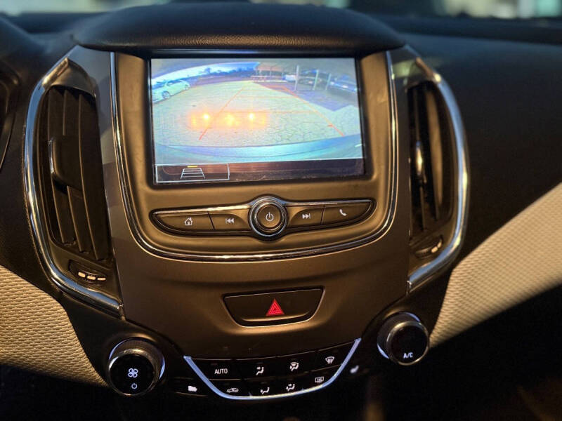 2019 Chevrolet Cruze LT