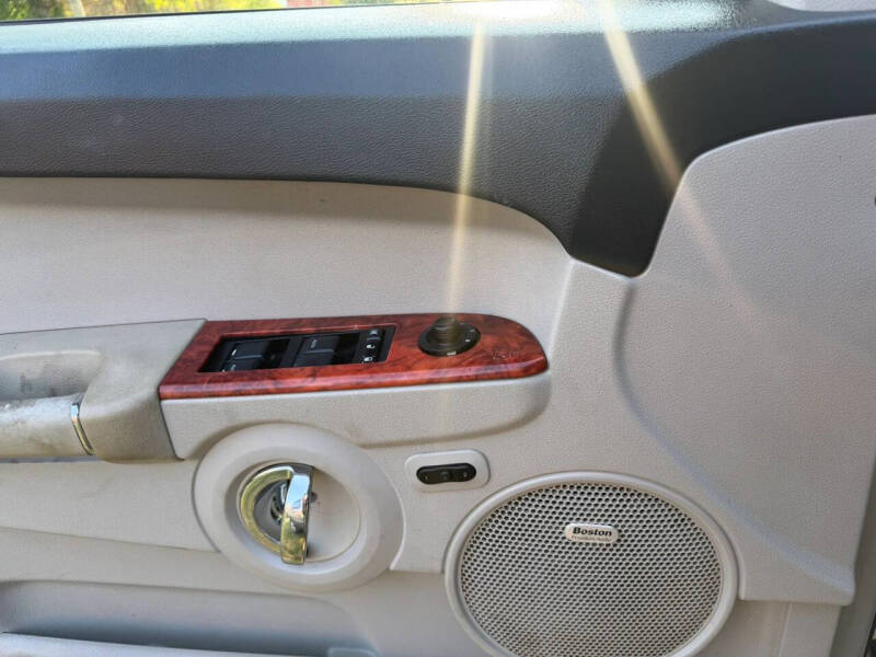 2007 Jeep Commander Limited