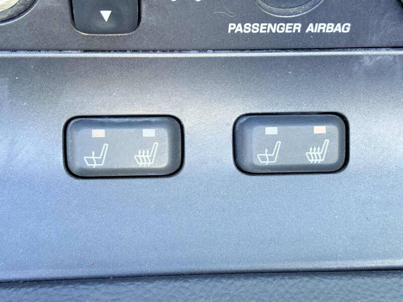 2003 Ford Thunderbird