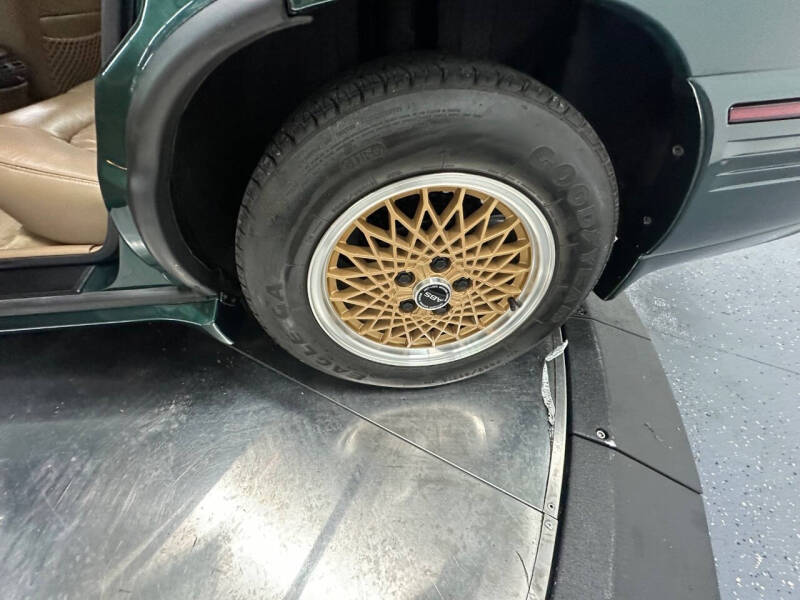 1993 Pontiac Bonneville SSE