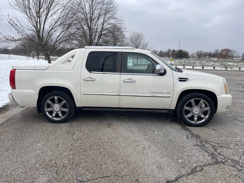 2010 Cadillac Escalade EXT Premium