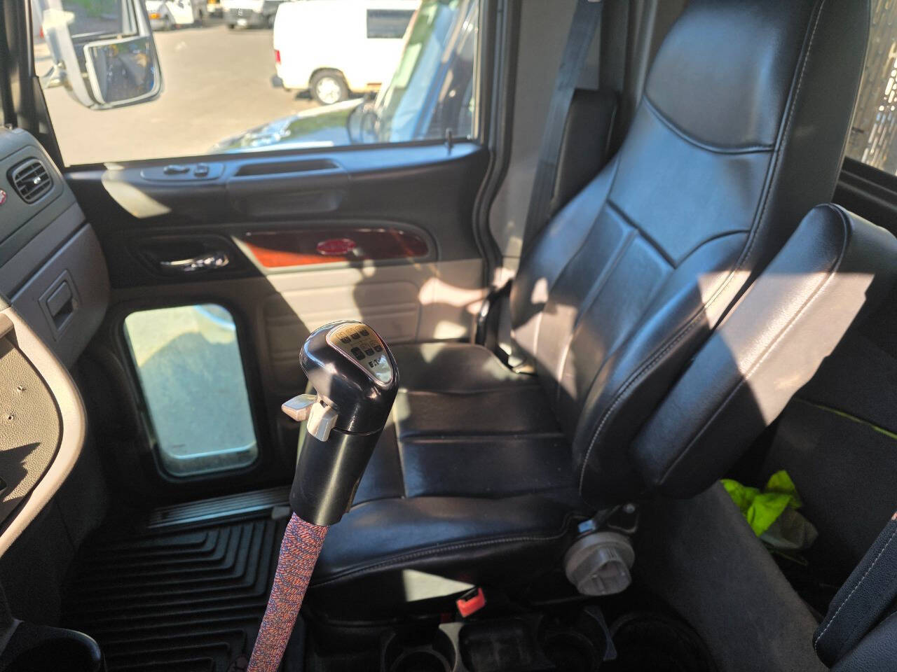 2014 Peterbilt 388 6