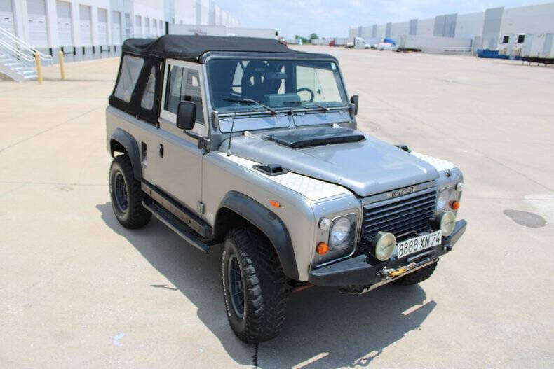 1988 Land Rover Defender