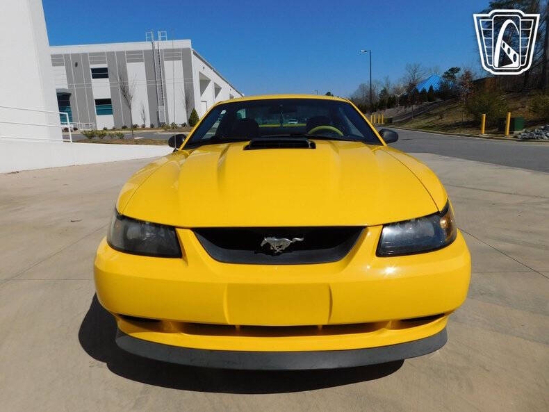 2004 Ford Mustang Mach 1 Premium