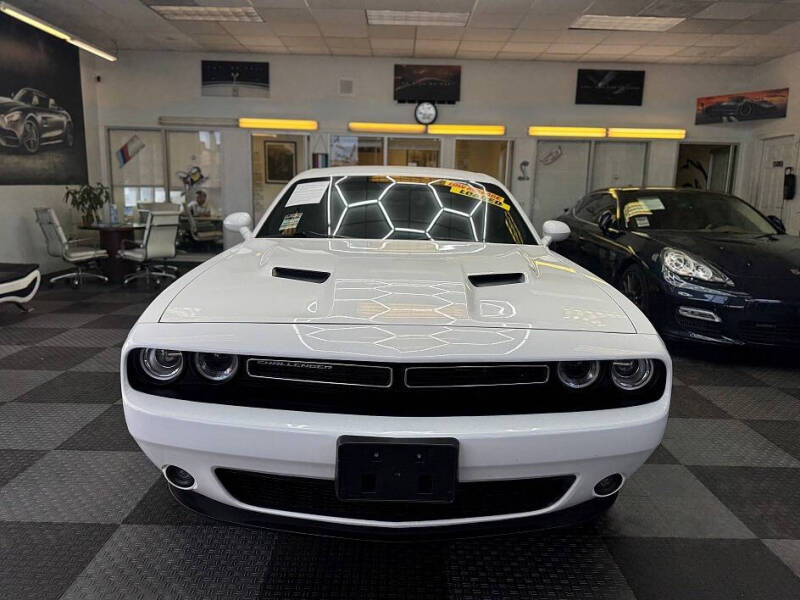 2021 Dodge Challenger SXT