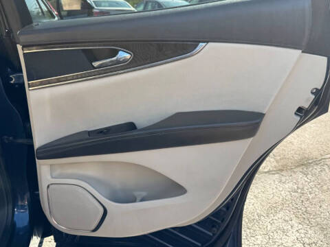 2017 Lincoln MKX Select