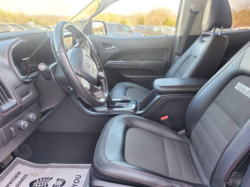 2017 GMC Canyon SLE