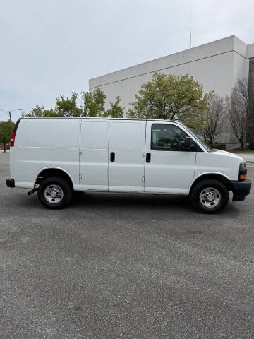 2020 Chevrolet Express 2500
