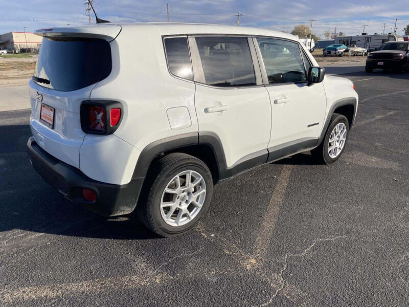 2023 Jeep Renegade Latitude