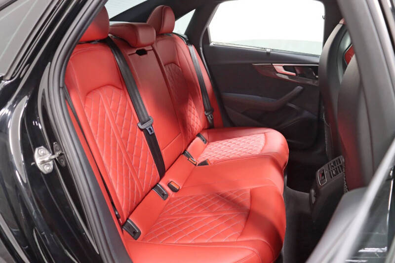 2023 Audi S4 3.0T quattro Prestige