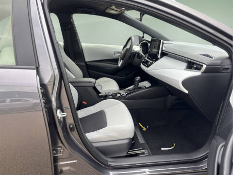 2024 Toyota Corolla Hatchback SE