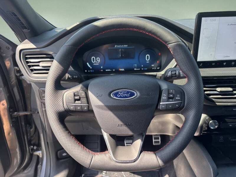 2023 Ford Escape ST-Line Select