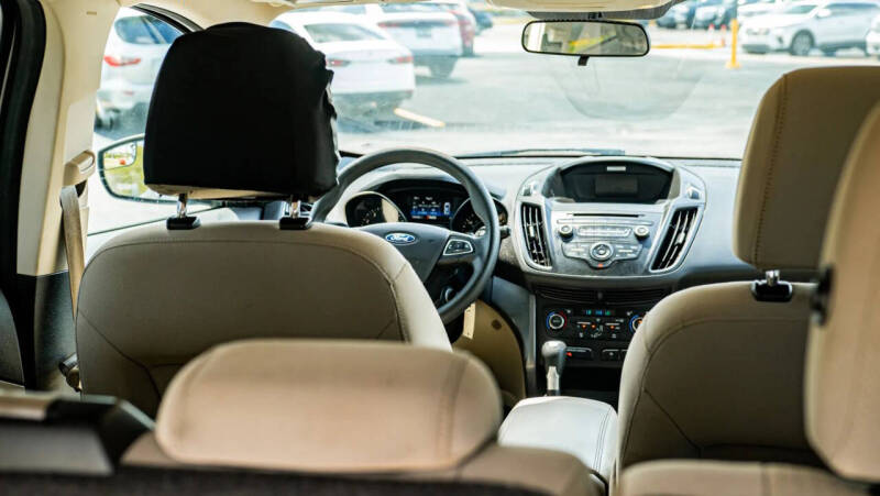 2017 Ford Escape SE