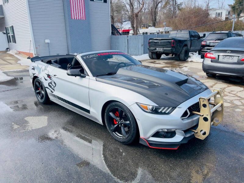 2015 Ford Mustang V6