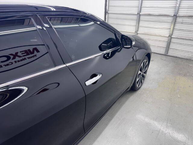 2016 Nissan Maxima