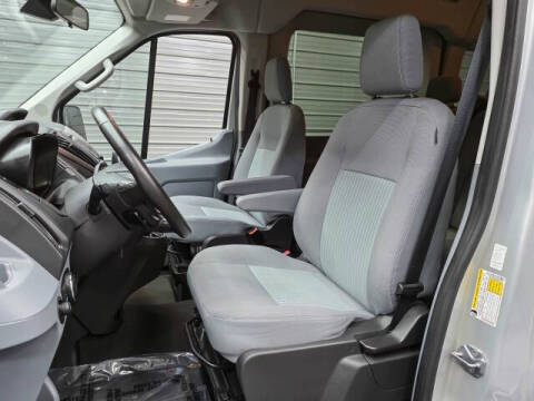 2017 Ford Transit