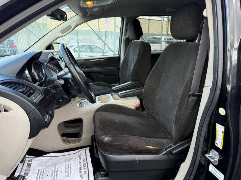 2013 Dodge Grand Caravan SXT