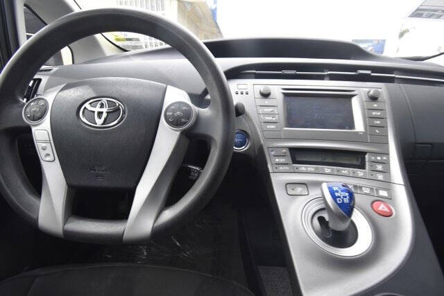 2014 Toyota Prius Two