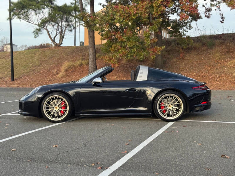 2019 Porsche 911 Targa 4 GTS