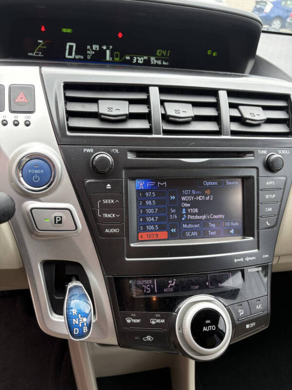 2012 Toyota Prius v Five