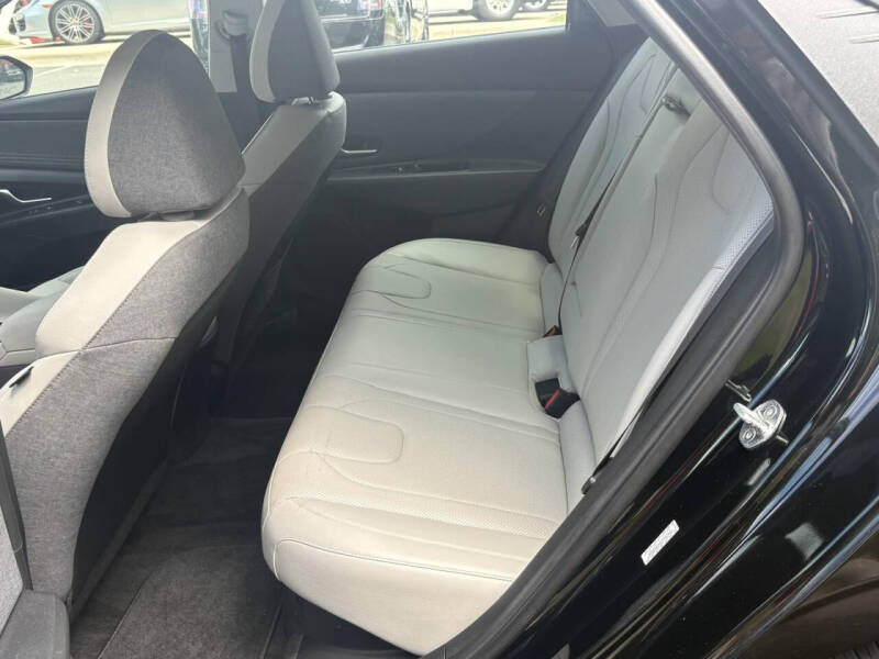 2023 Hyundai Elantra Hybrid Limited