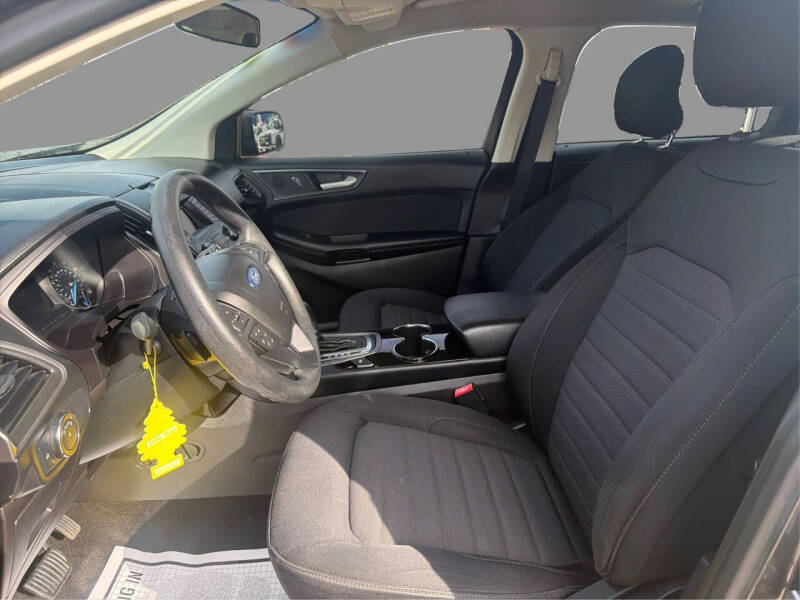 2017 Ford Edge SE