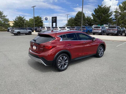 2019 Infiniti QX30 Essential
