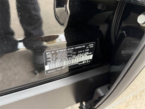 2025 Mitsubishi Outlander SE