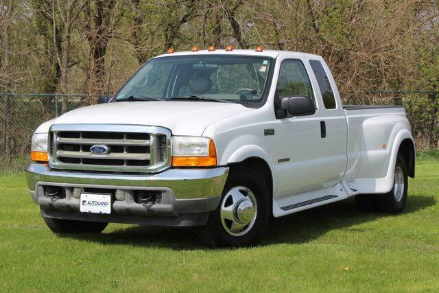 2001 Ford F-350 Super Duty Lariat's photo
