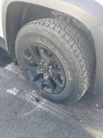 2019 Jeep Cherokee Trailhawk