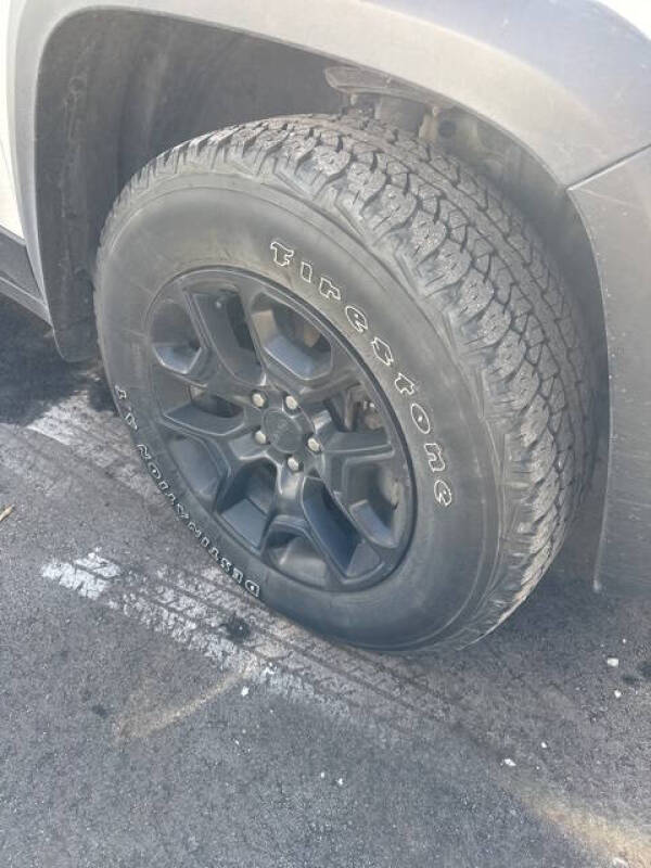 2019 Jeep Cherokee Trailhawk