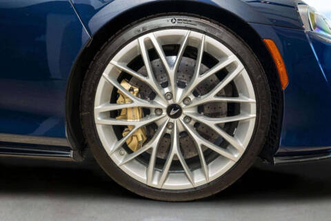 2023 McLaren GT