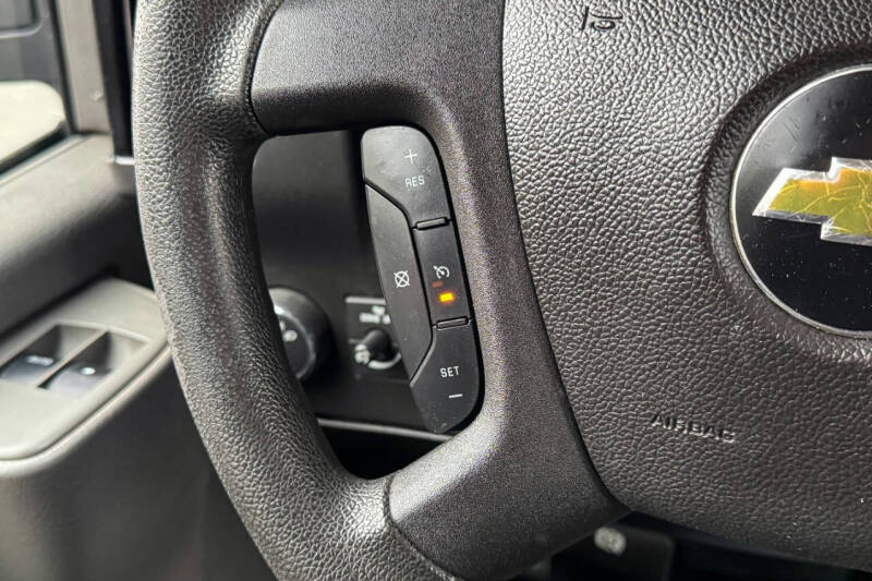 2017 Chevrolet Express 2500