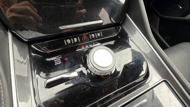 2024 Jeep Wagoneer