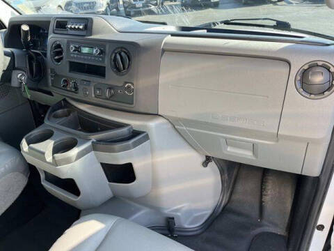 2022 Ford E-Series