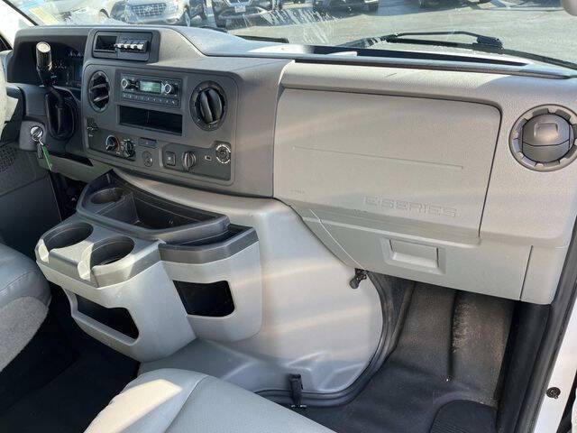 2022 Ford E-Series