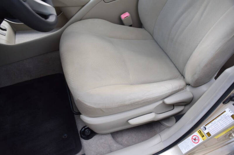 2010 Toyota Prius III