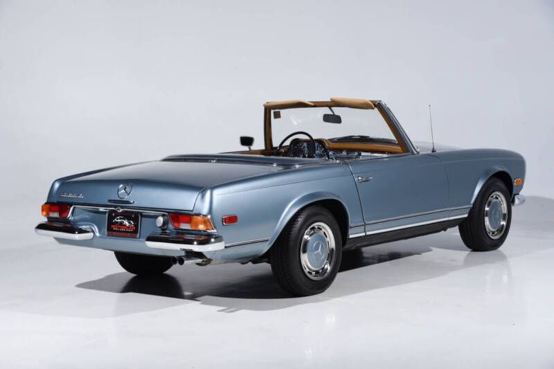 1969 Mercedes-Benz 280-Class