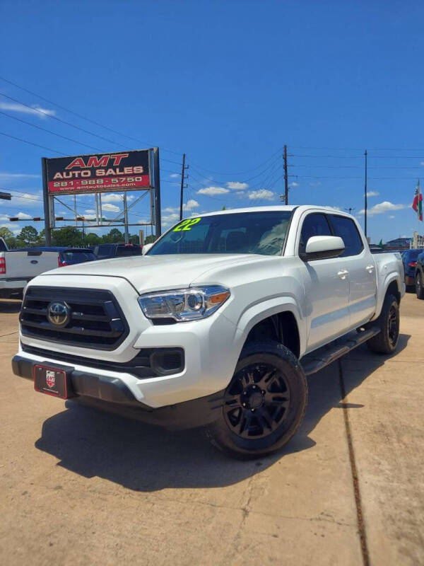 2022 Toyota Tacoma SR's photo