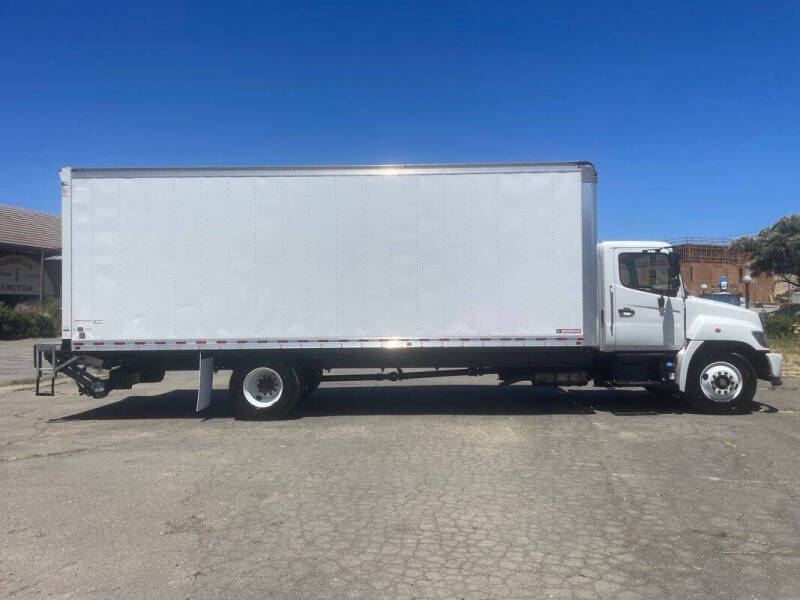 2023 Hino L6