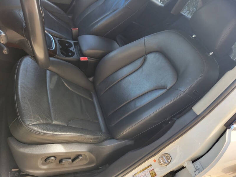 2012 Audi Q5 2.0T quattro Premium