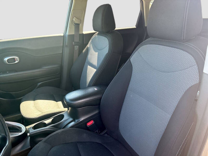 2018 Kia Soul +