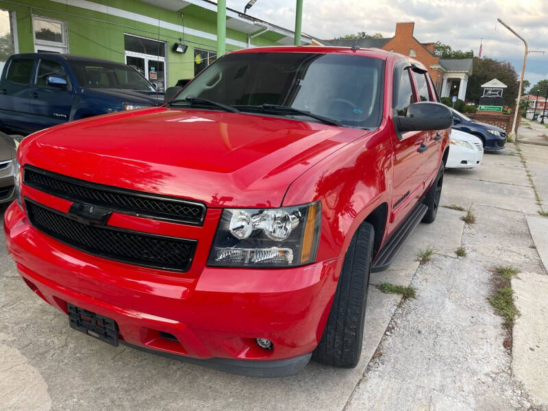 2008 Chevrolet Avalanche for sale at Car Plus in Sparta GA